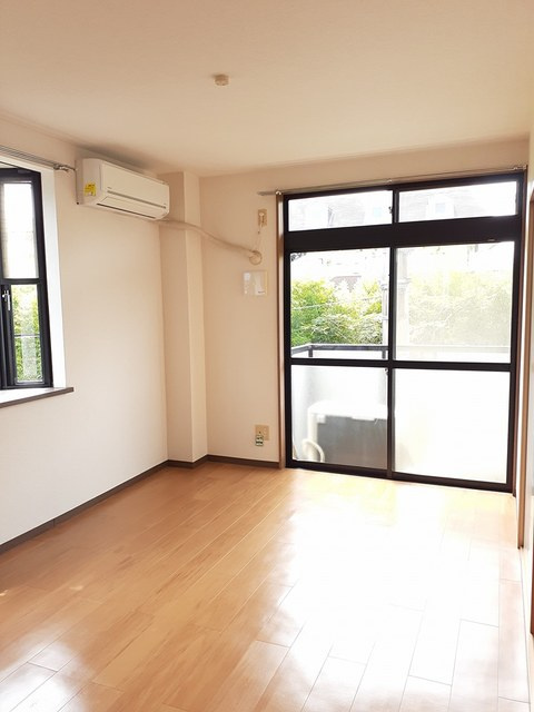 ヴィラマリン　Ｄの居間・リビング|居室・リビング