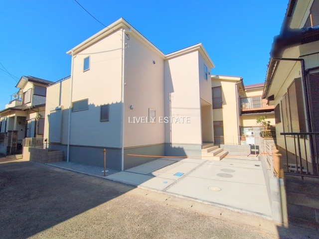 越谷市相模町2丁目 新築分譲住宅の外観