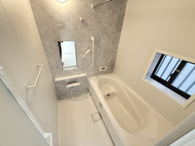 堺市中区福田　第2期　新築一戸建ての浴室