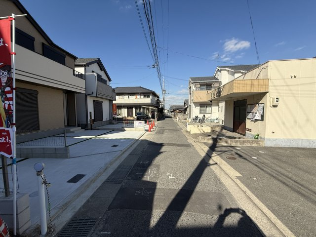 堺市中区福田　第2期　新築一戸建ての前面道路含む現地写真