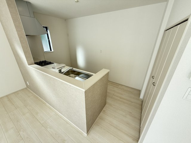 堺市中区福田　第2期　新築一戸建てのキッチン