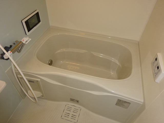 ウィスターリアの浴室|浴室TV付き