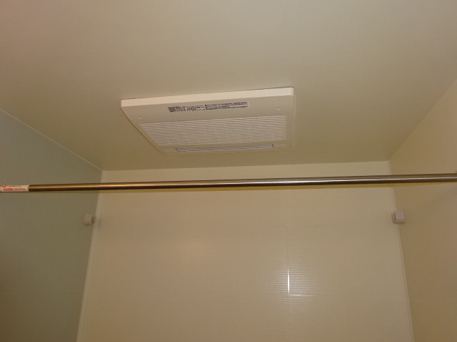 ウィスターリアの浴室|浴室乾燥機