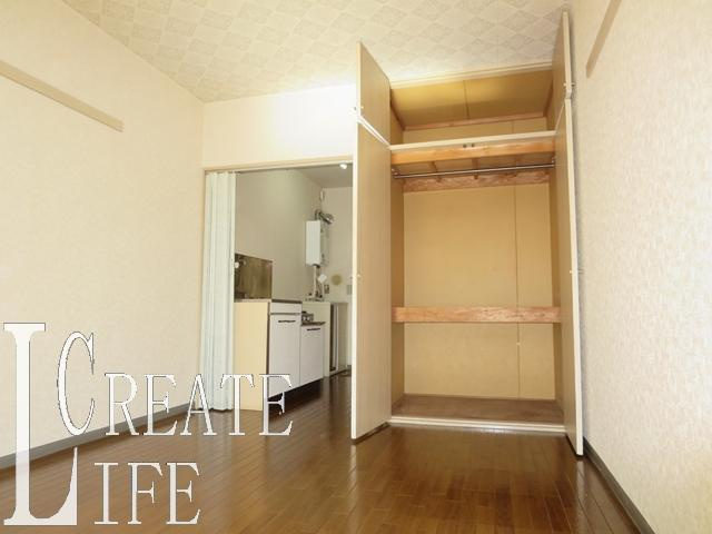 アレイパピヨンの収納|別号室の参考写真です。