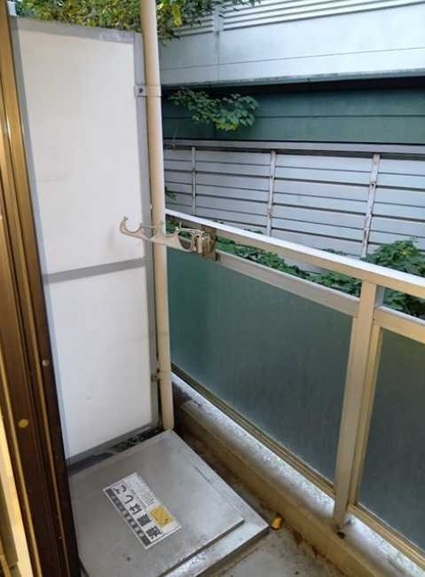 トップ恵比寿　恵比寿駅6分　2F以上　防犯カメラのバルコニー