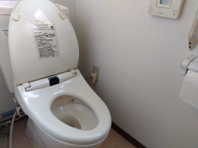 売中古戸建　焼津市栄町のトイレ