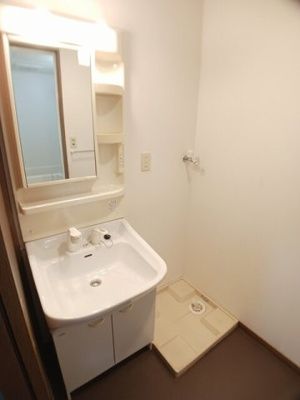 【洗面所】 | ＣＯＭＯＤＯ藤城・Ｂ