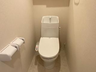 【トイレ】 | アンソレイエ・本堀 | シャワー付トイレ（イメージ）