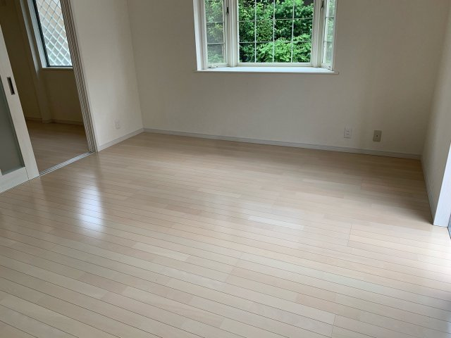 ハイツMSの居間・リビング