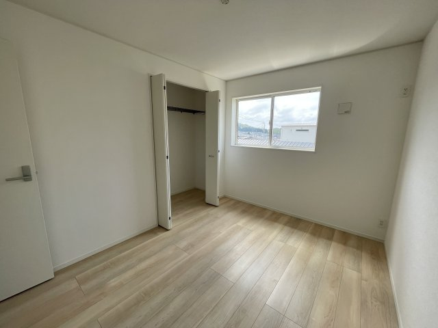 【新築戸建て】秋田市新藤田第2　2号棟の洋室
