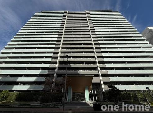 プラウドシティ新大阪の外観|◆スタイリッシュなタワーフォルム！遠くからも目を引くランドマークです！