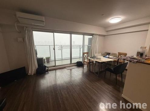 プラウドシティ新大阪の居間・リビング|◆LDK 別角度です！