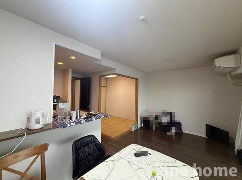 プラウドシティ新大阪の居間・リビング|◆LDK 別角度です！和室を開放して更に広々とご使用もいただけます！