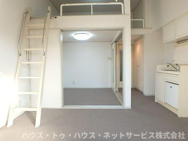 ジュネパレス松戸第２１の居間・リビング