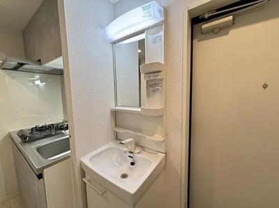 【洗面所】 | Floresta池袋本町 | 人気の高い独立洗面台付き