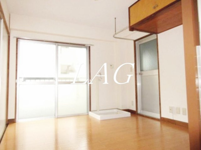 【居間・リビング】 | 第二吉岡ビル | 洋室のお部屋です。