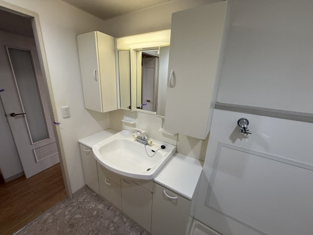 フロレアールくれはの独立洗面台