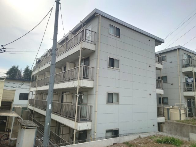 さいたま新都心Bの外観