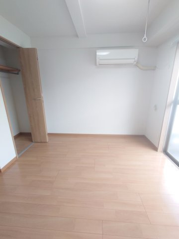 さいたま新都心Bの居間・リビング