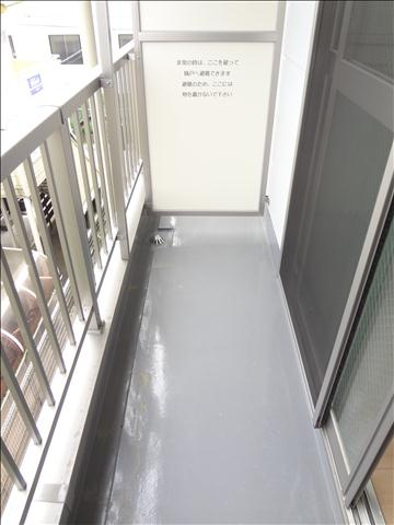 さいたま新都心Bのバルコニー