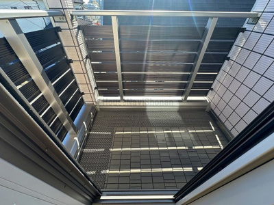 【バルコニー】 | サウス・ウィンドーⅡ