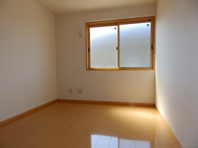 【寝室】 | リビングタウン朝田 A棟