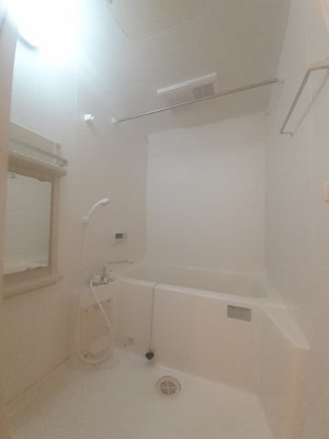 【浴室】 | ソル・レヴェンテ