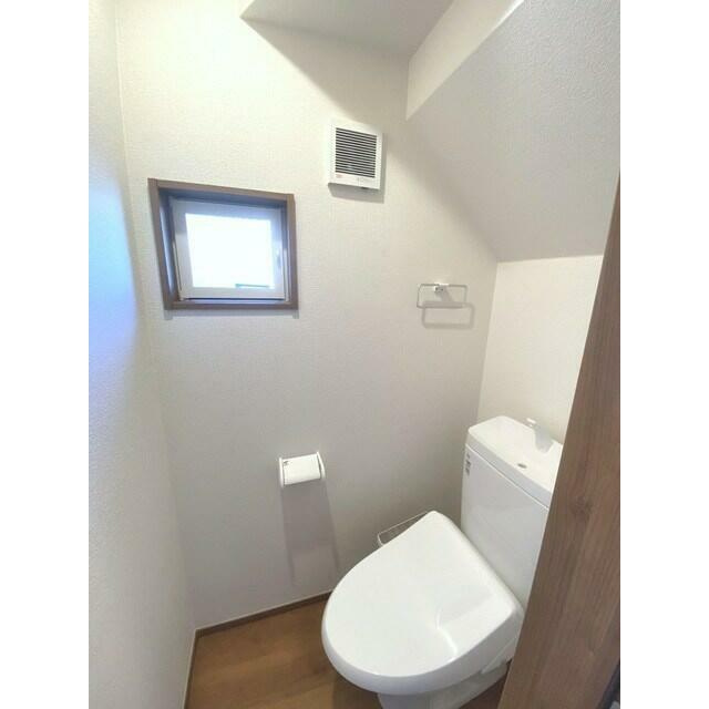 グランソフィア戸張　A号棟(グランソフィアトバリ　エーゴウトウ)のトイレ