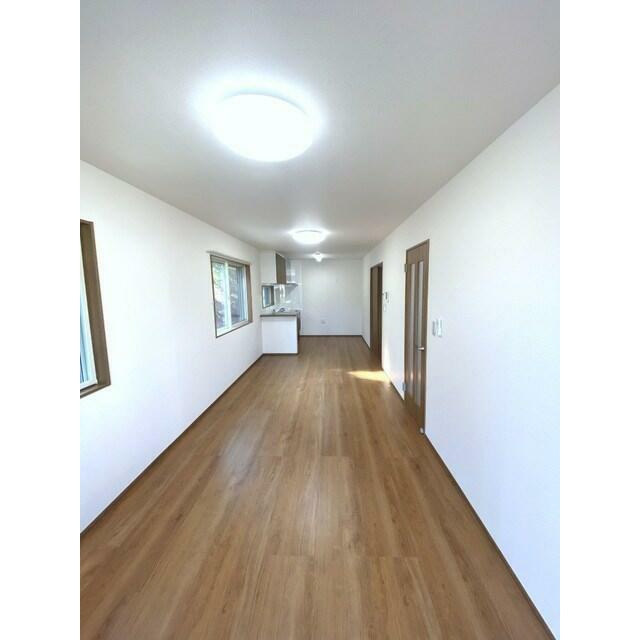 グランソフィア戸張　A号棟(グランソフィアトバリ　エーゴウトウ)の居間・リビング