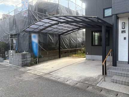 東広島市黒瀬松ヶ丘　中古一戸建ての駐車場