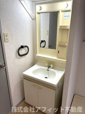 【洗面所】 | マノワール永峯A | 独立洗面台