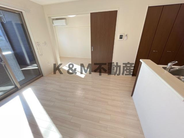 エルフォルクの居間・リビング|おしゃれな居間です