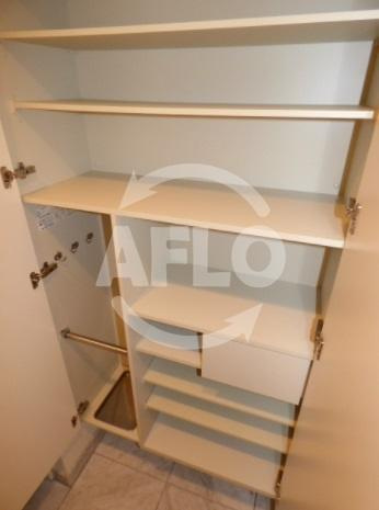 プレサンスロジェ心斎橋の玄関|プレサンスロジェ心斎橋　シューズボックス