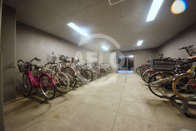 プレサンスロジェ心斎橋のその他共用部分|プレサンスロジェ心斎橋　駐輪場