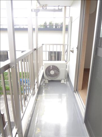 さいたま新都心Bのバルコニー