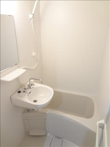 さいたま新都心Bの浴室