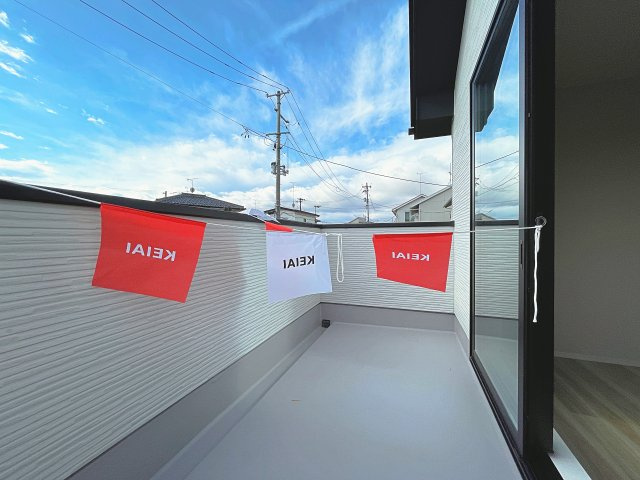 新築戸建・新築建売　須賀川市千日堂　第一小・第一中のバルコニー|南側のバルコニーは陽当たりが良くお洗濯物も良く乾きそうです！