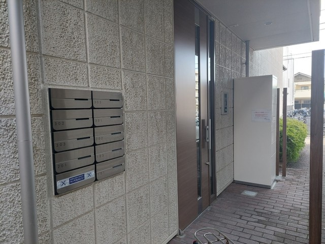 ＬＩＢＥＲＴＹ南流山のロビー|モニター付きオートロック