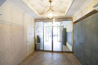 【エントランス】 | レジディア新宿御苑