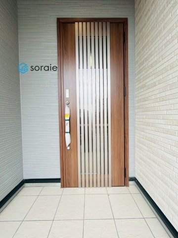 所沢市下安松全11棟　新築戸建の玄関|令和7年12月25日撮影。