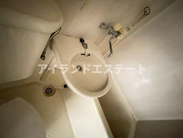 リッチハイツ　陽当たり良好　メゾネット　の洗面所