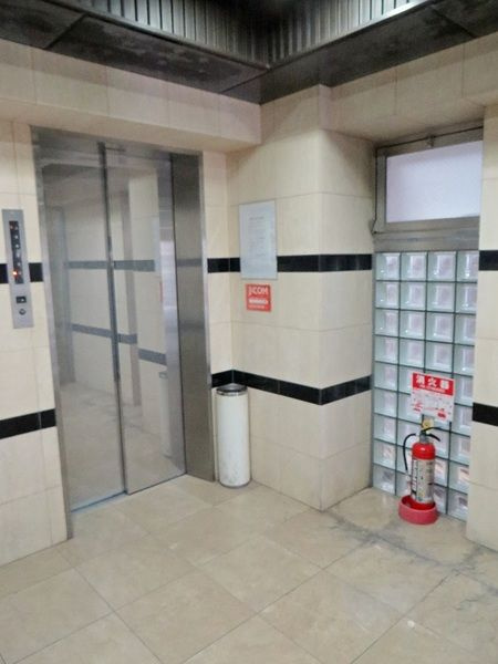 パレ都島のロビー