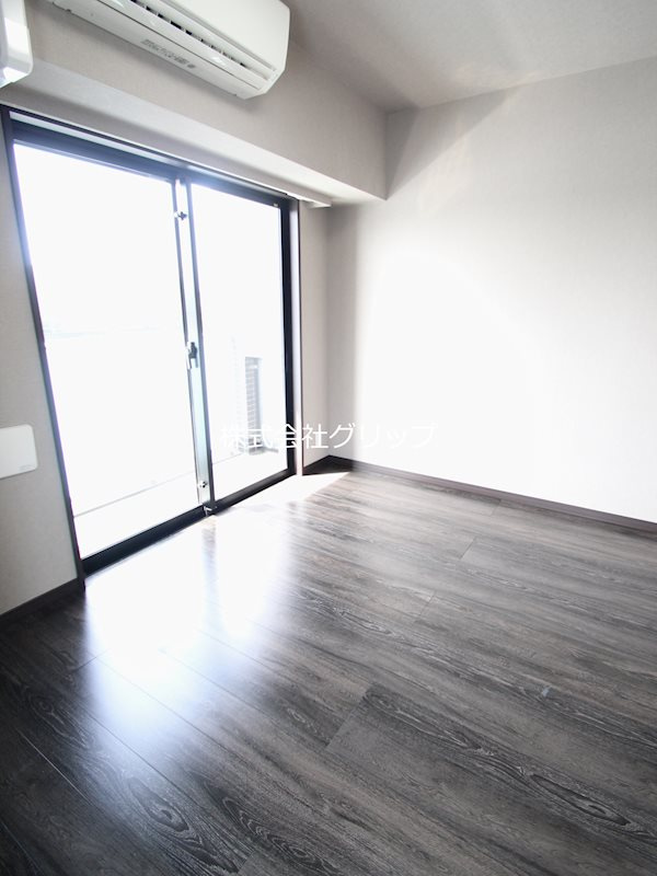 Le'a横濱鶴見中央弐番館の洋室