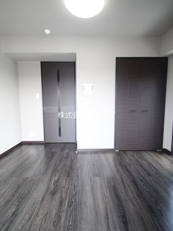 Le'a横濱鶴見中央弐番館の居間・リビング