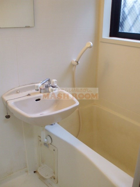 セル高円寺の浴室