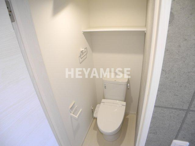 modern palazzo貝津FAVEURのトイレ