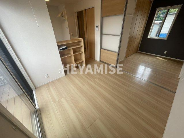 カメリア メゾンの居間・リビング