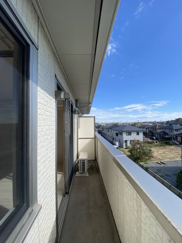 【バルコニー】