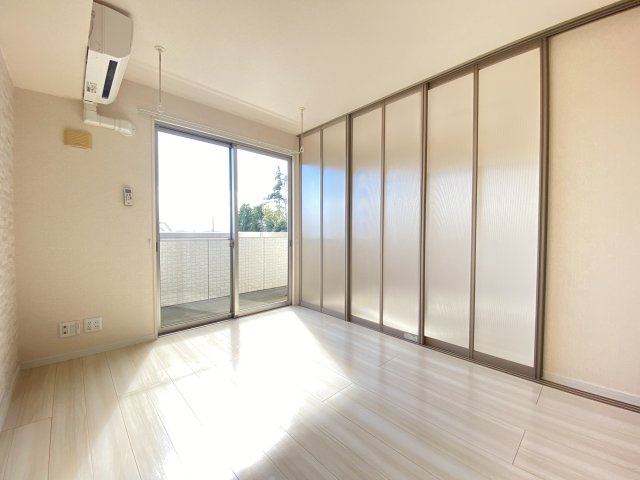 【居間・リビング】