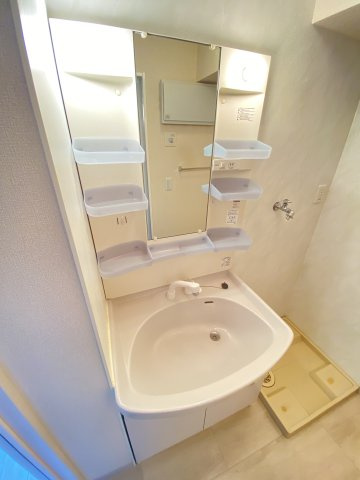 【独立洗面台】